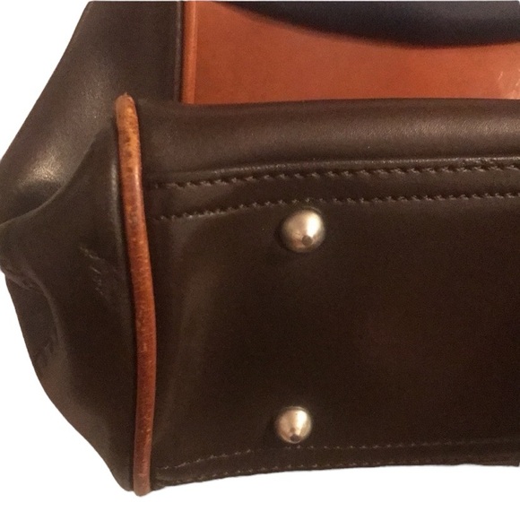 Me Too handbag with key holder, preloved from 1997!, minimum wear & tear $45 - Picture 10 of 11